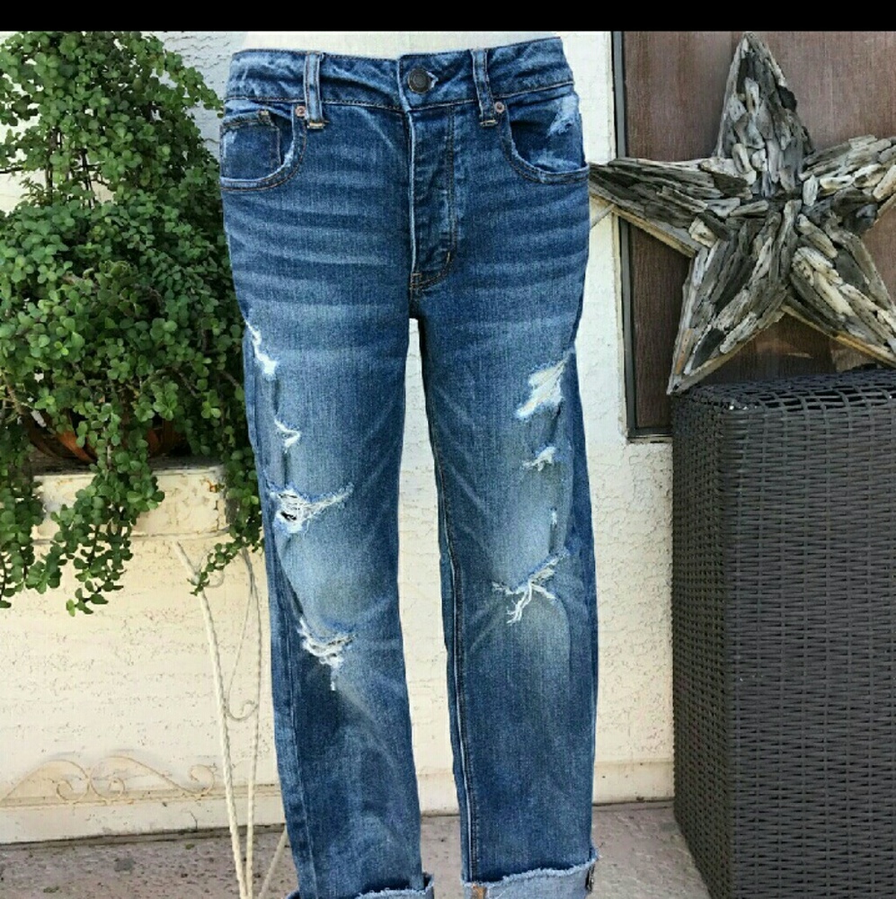 American Eagle Tomgirl Jeans